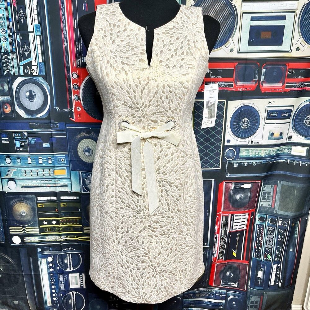 JESSICA HOWARD Gold Detail and Creme Cocktail Dress with Bling Accents Size 6P